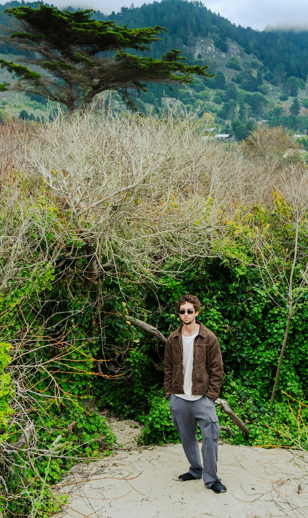 Portrait of a Chilean documentary editor and writer